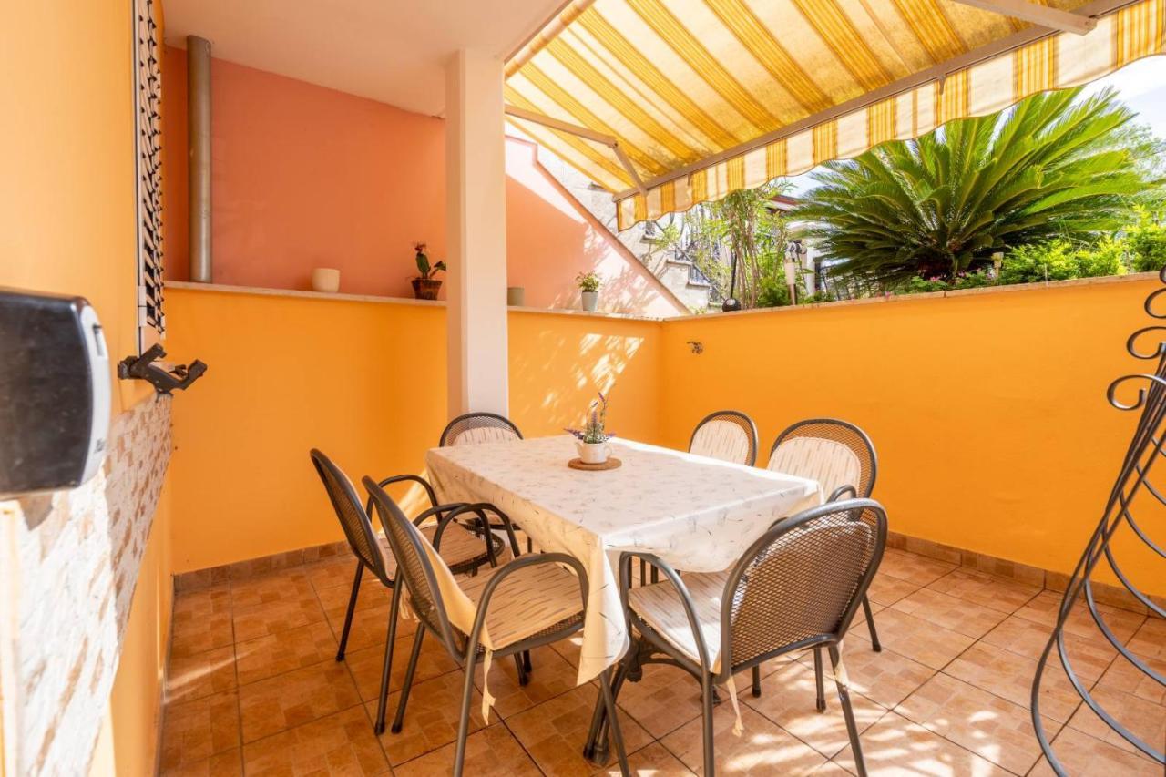 Lola 2 Apartment Rovinj Exterior foto