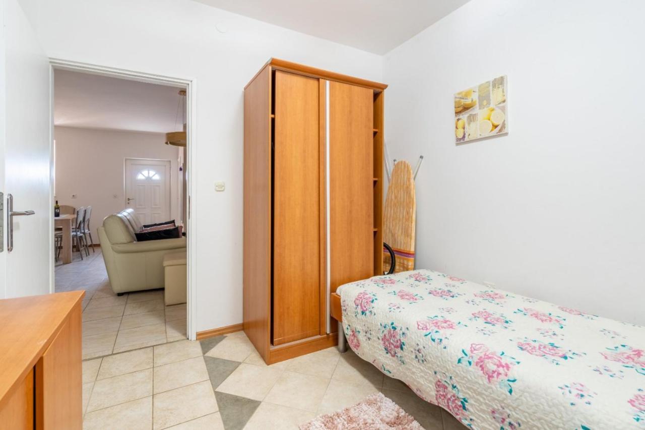 Lola 2 Apartment Rovinj Exterior foto